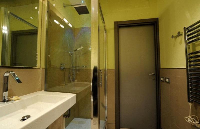 Chroma Suites 외부 사진